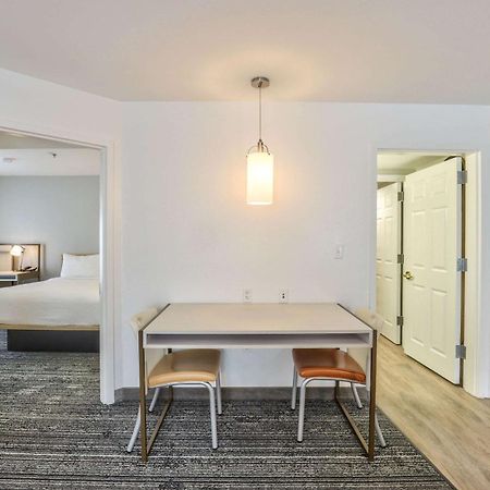 Alluxsuites At 1876, Ascend Hotel Collection Tallahassee Eksteriør bilde