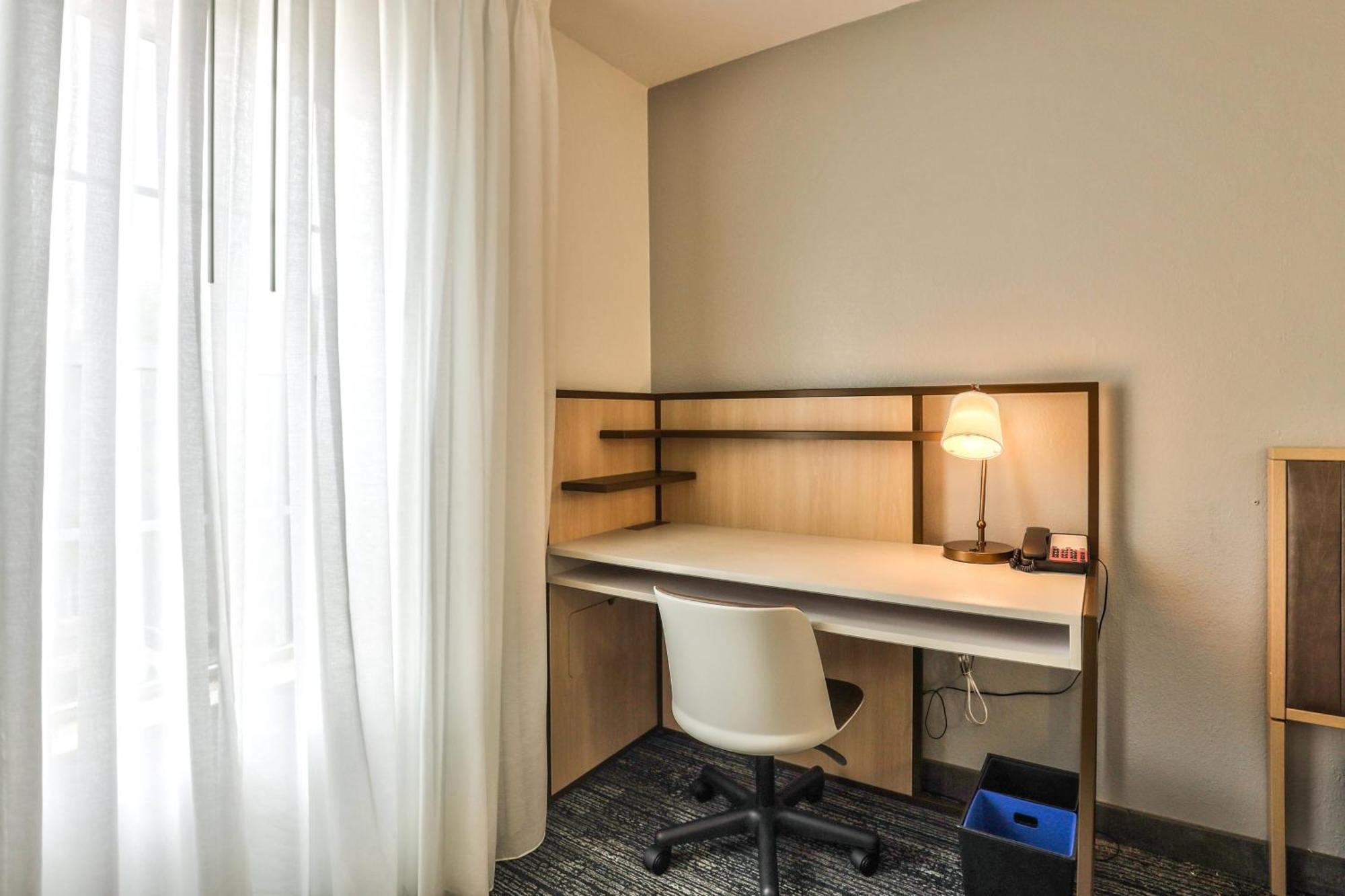 Alluxsuites At 1876, Ascend Hotel Collection Tallahassee Eksteriør bilde