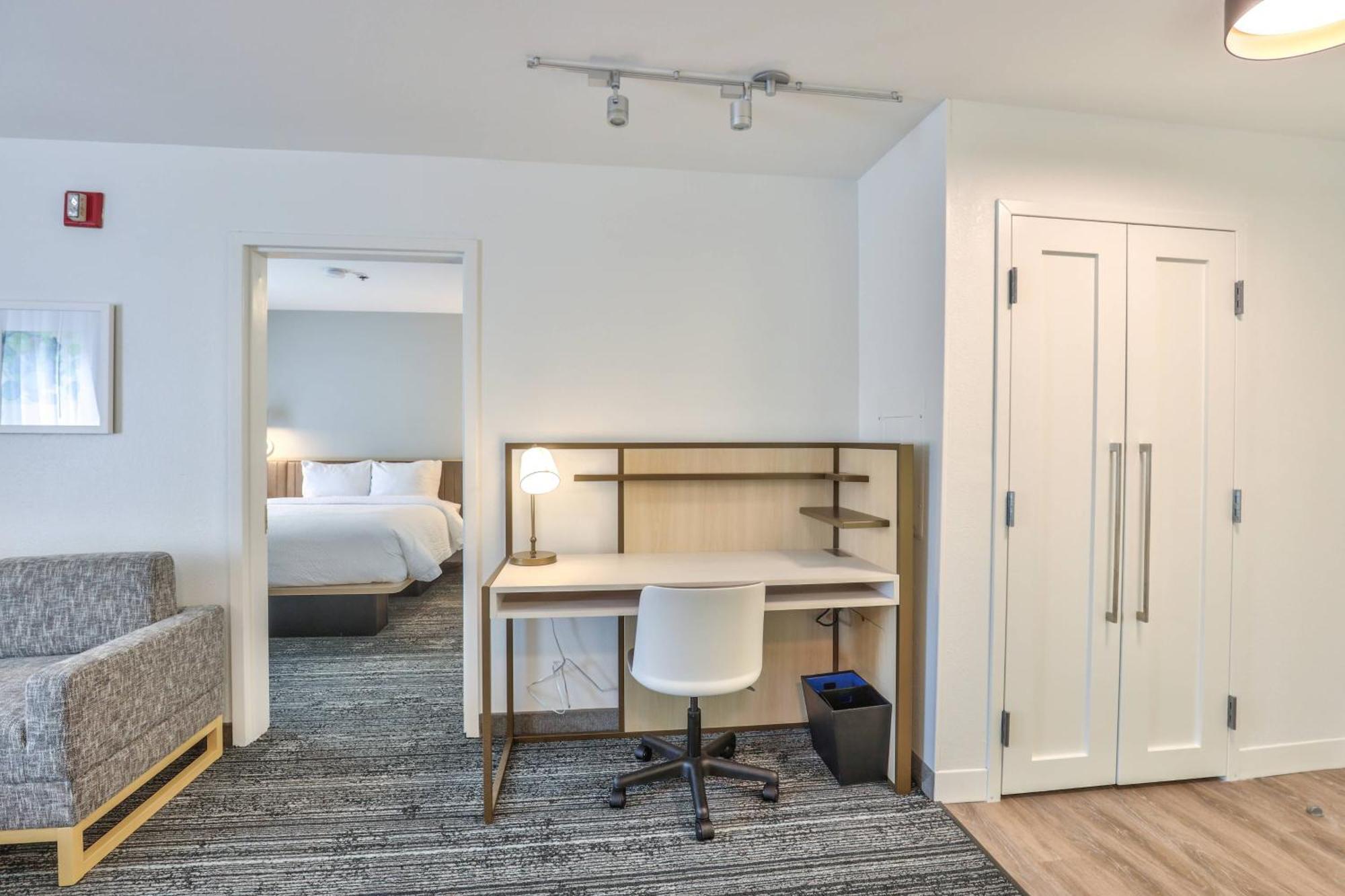 Alluxsuites At 1876, Ascend Hotel Collection Tallahassee Eksteriør bilde