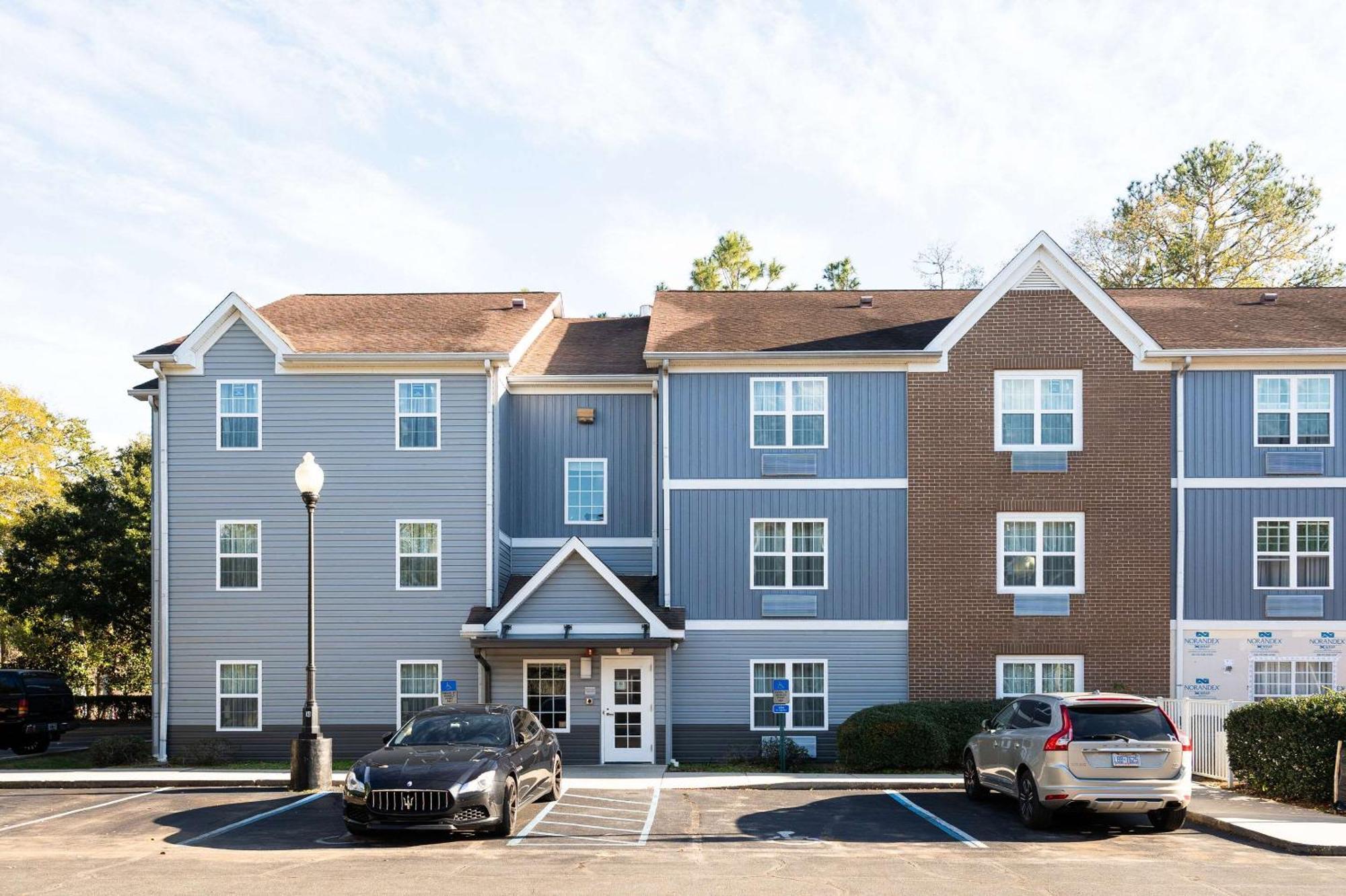 Alluxsuites At 1876, Ascend Hotel Collection Tallahassee Eksteriør bilde