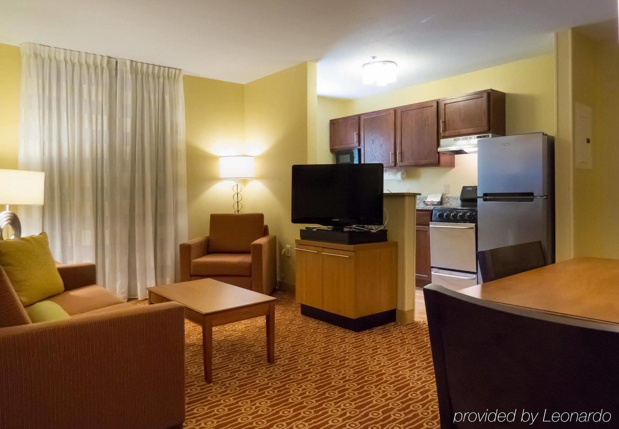 Alluxsuites At 1876, Ascend Hotel Collection Tallahassee Eksteriør bilde